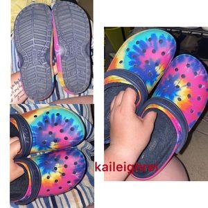 Tie-Dye Furlined Crocs